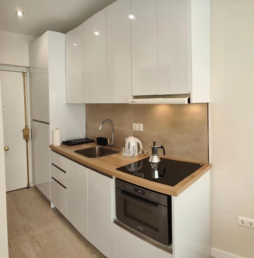 Coconut Begona Studio City Center By Namaste Elite Torremolinos Apartman